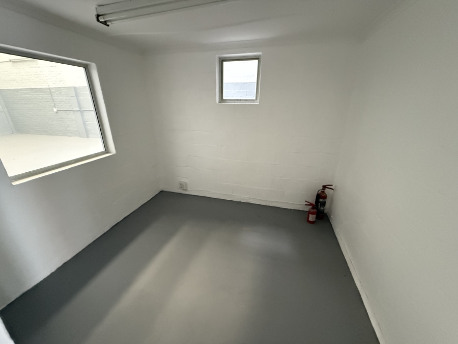 Commercial Property for Sale in Parow East Western Cape